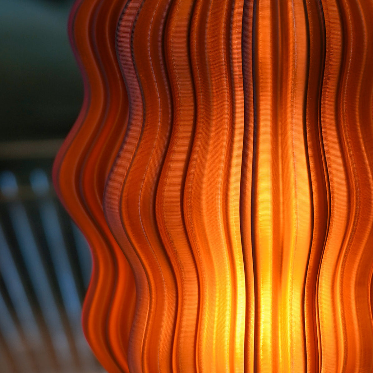 Cordless Mini Wavy Lamp